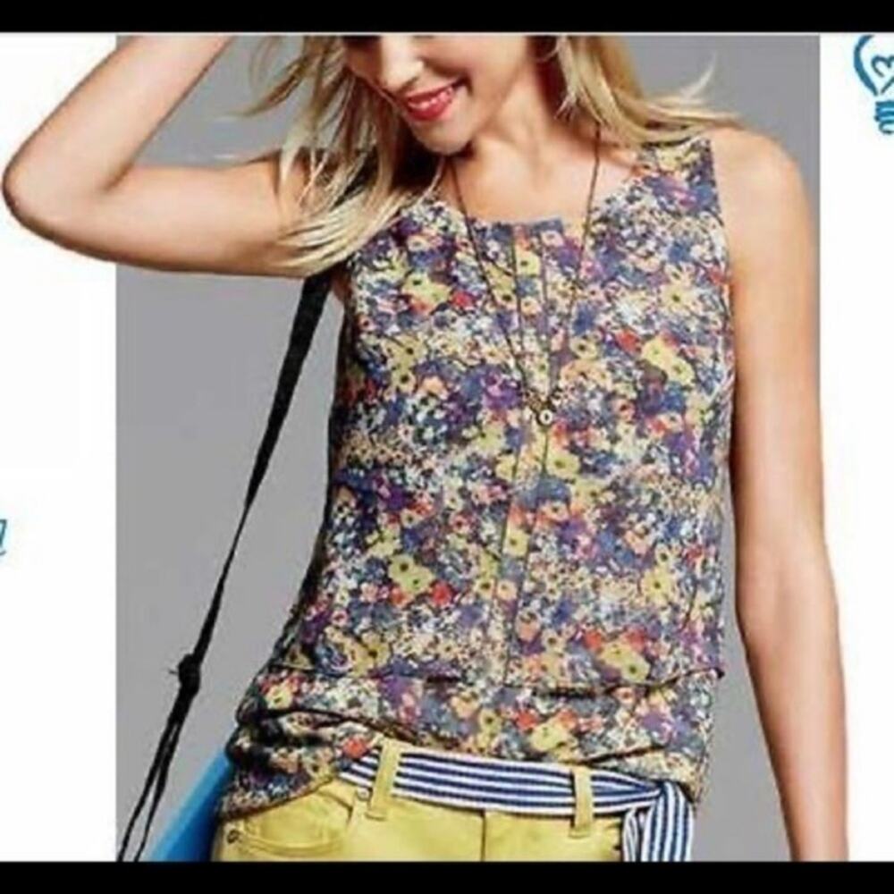 Cabi Women's Blouse #5041 Floral Postiano Chiffon Sleeveless‎ Top Size Small